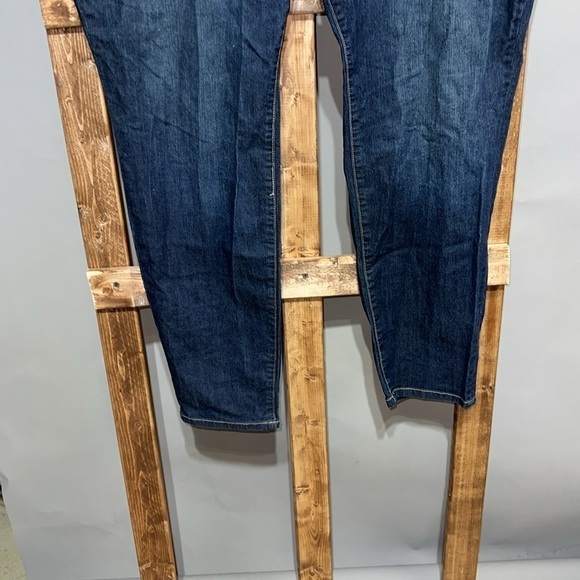 Torrid dark wash lightweight. Straight leg denim jeans. Size 24. EUC. - Picture 3 of 7